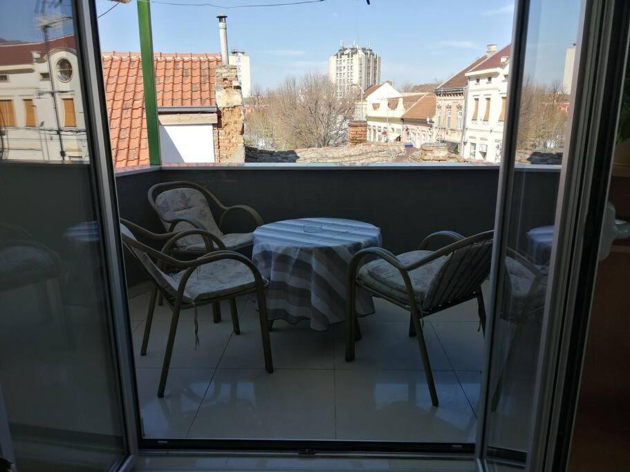 Apartman Natasa 3 Vrsac Exterior photo