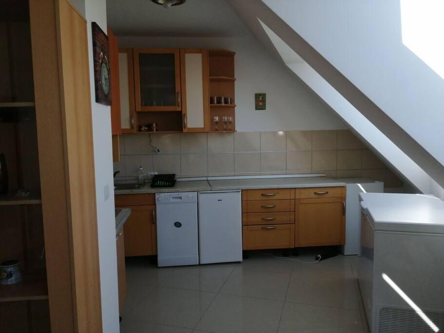 Apartman Natasa 3 Vrsac Exterior photo